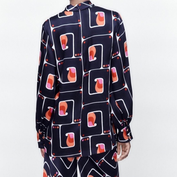 Zara | Retro Geo High Collar Mock Neck Long Sleeve Printed Charmeuse Blouse - Picture 4 of 16